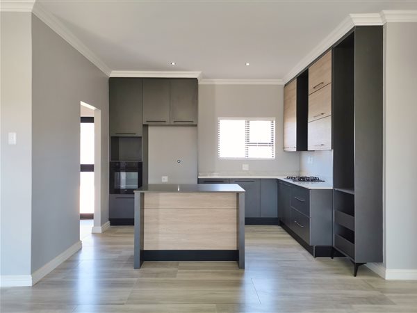 4 Bedroom Townhouse