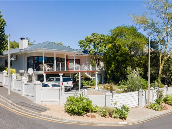 4 Bed House in Wellington North