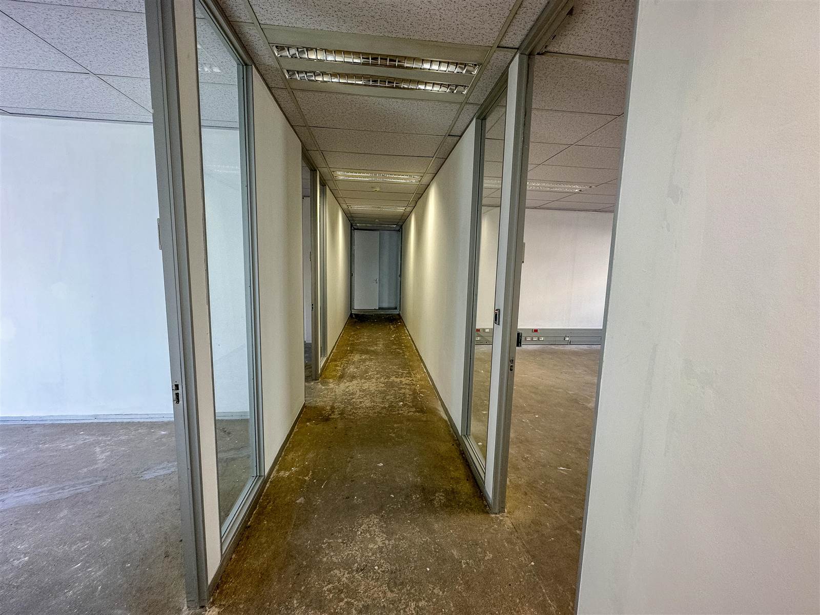 2942  m² Commercial space in Bellville Central photo number 27