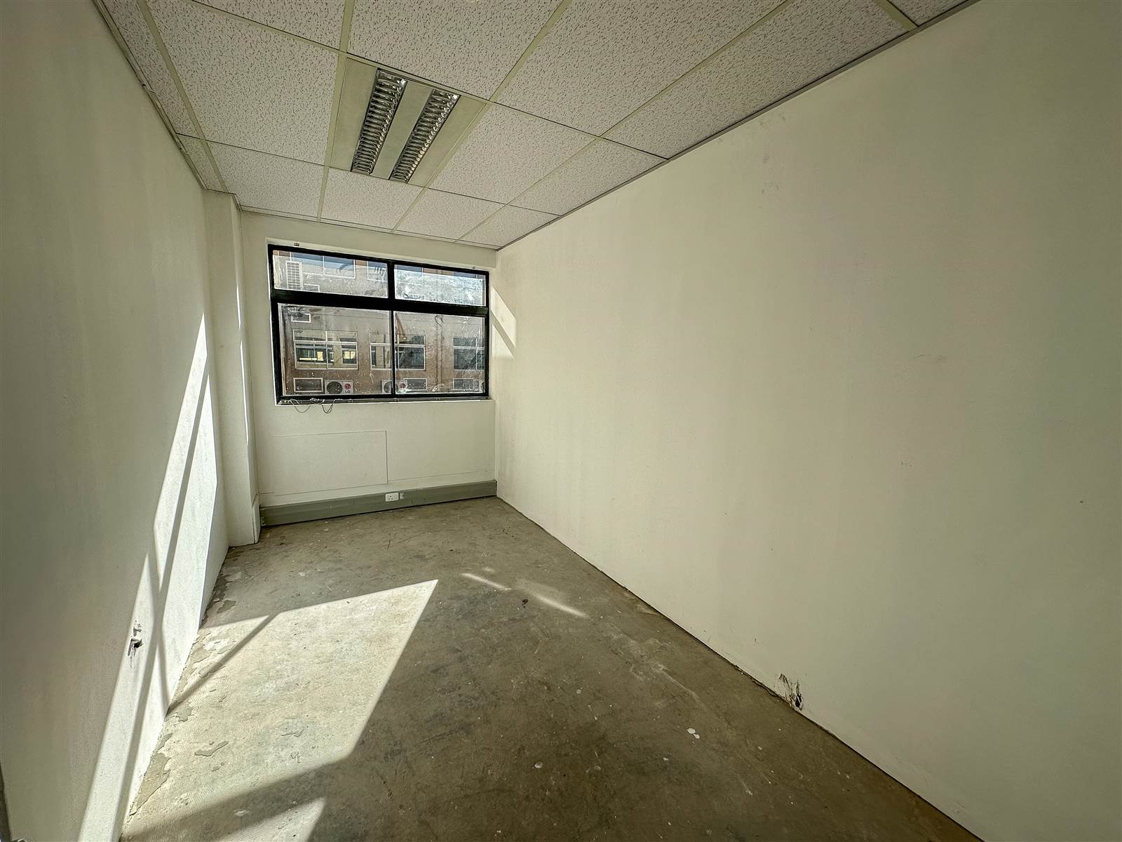 2942  m² Commercial space in Bellville Central photo number 24