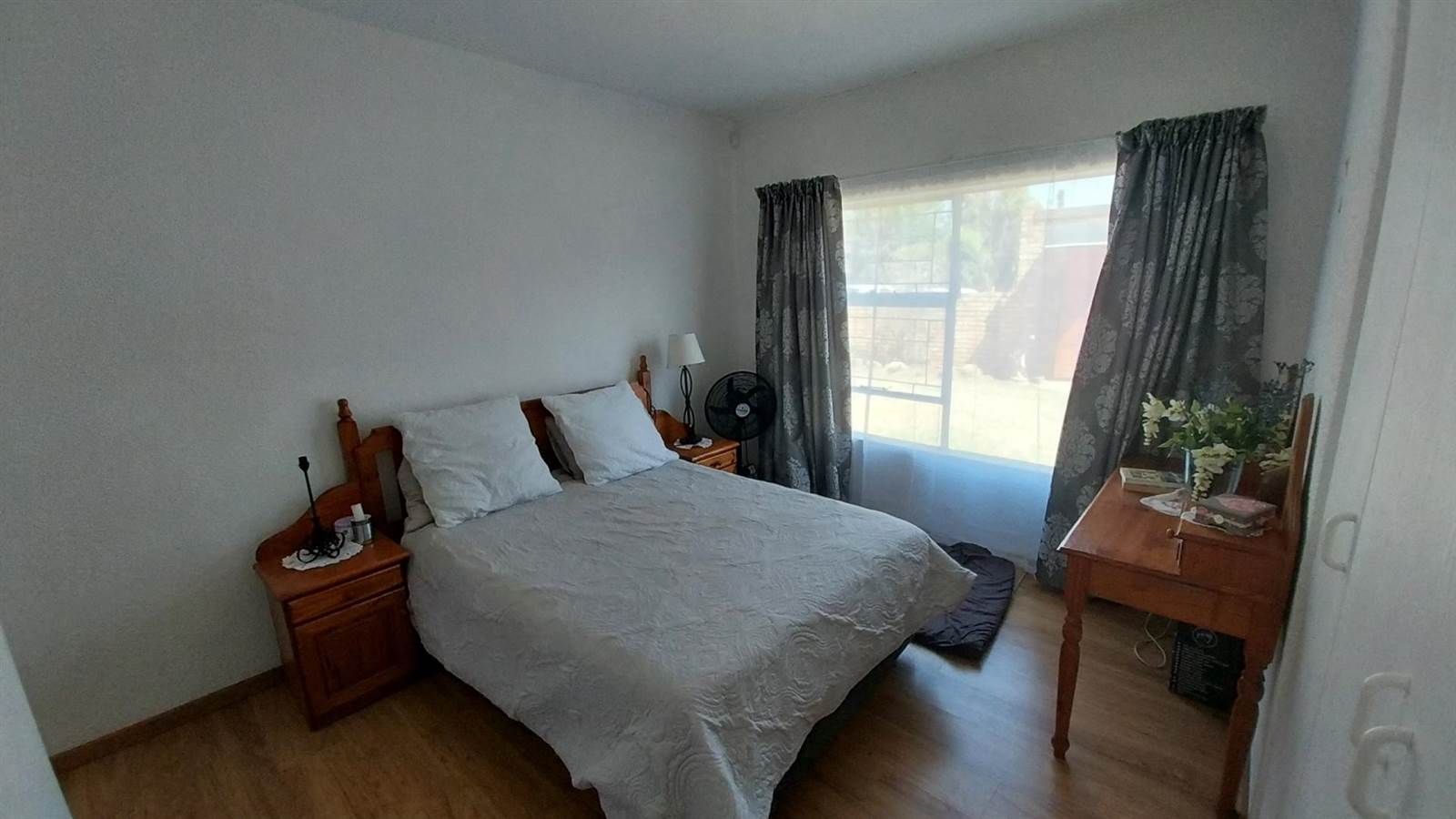 3 Bed Apartment in Heuwelsig Estate photo number 6