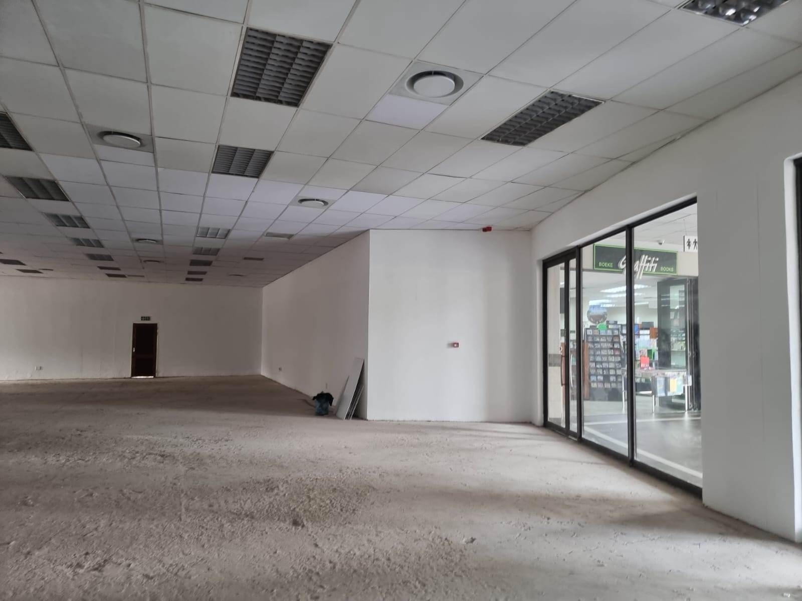 650  m² Retail Space in Sinoville photo number 29