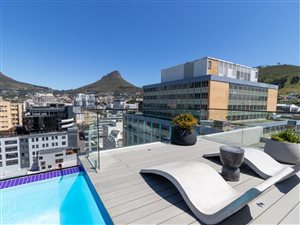 Bachelor Apartment in Cape Town City Centre