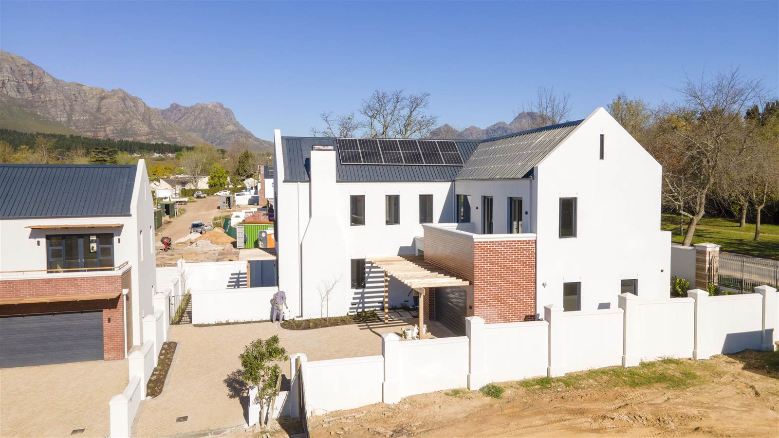 4 Bed House in Paradyskloof photo number 24