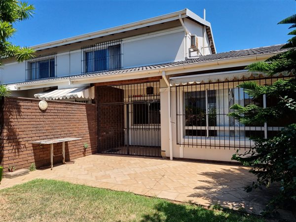 4 Bed Townhouse in Durban North