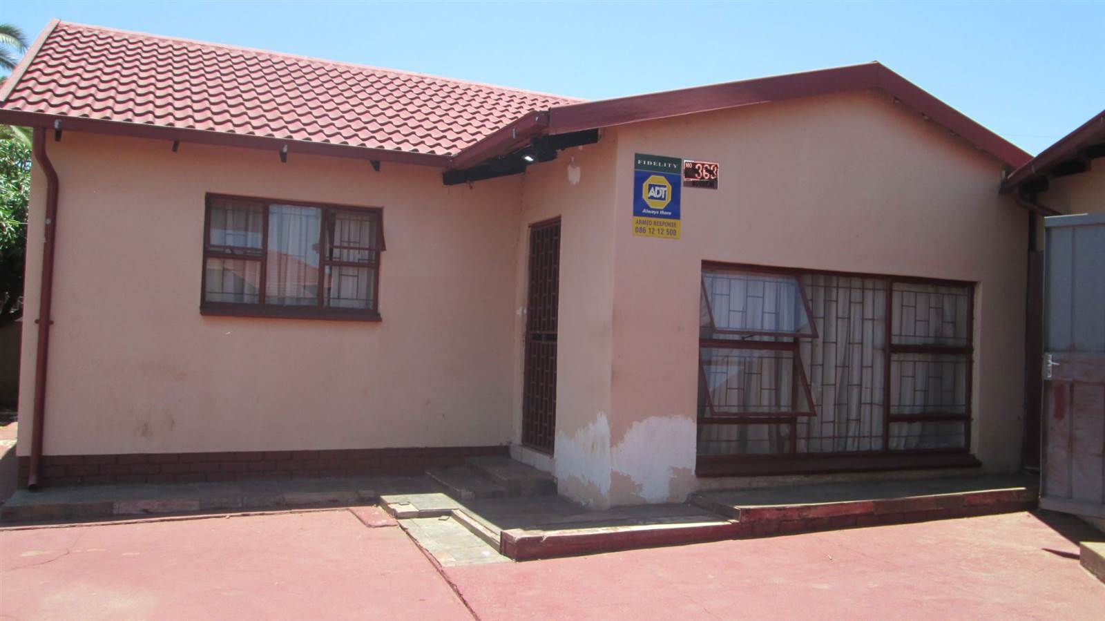 3 Bed House in Mabopane photo number 2