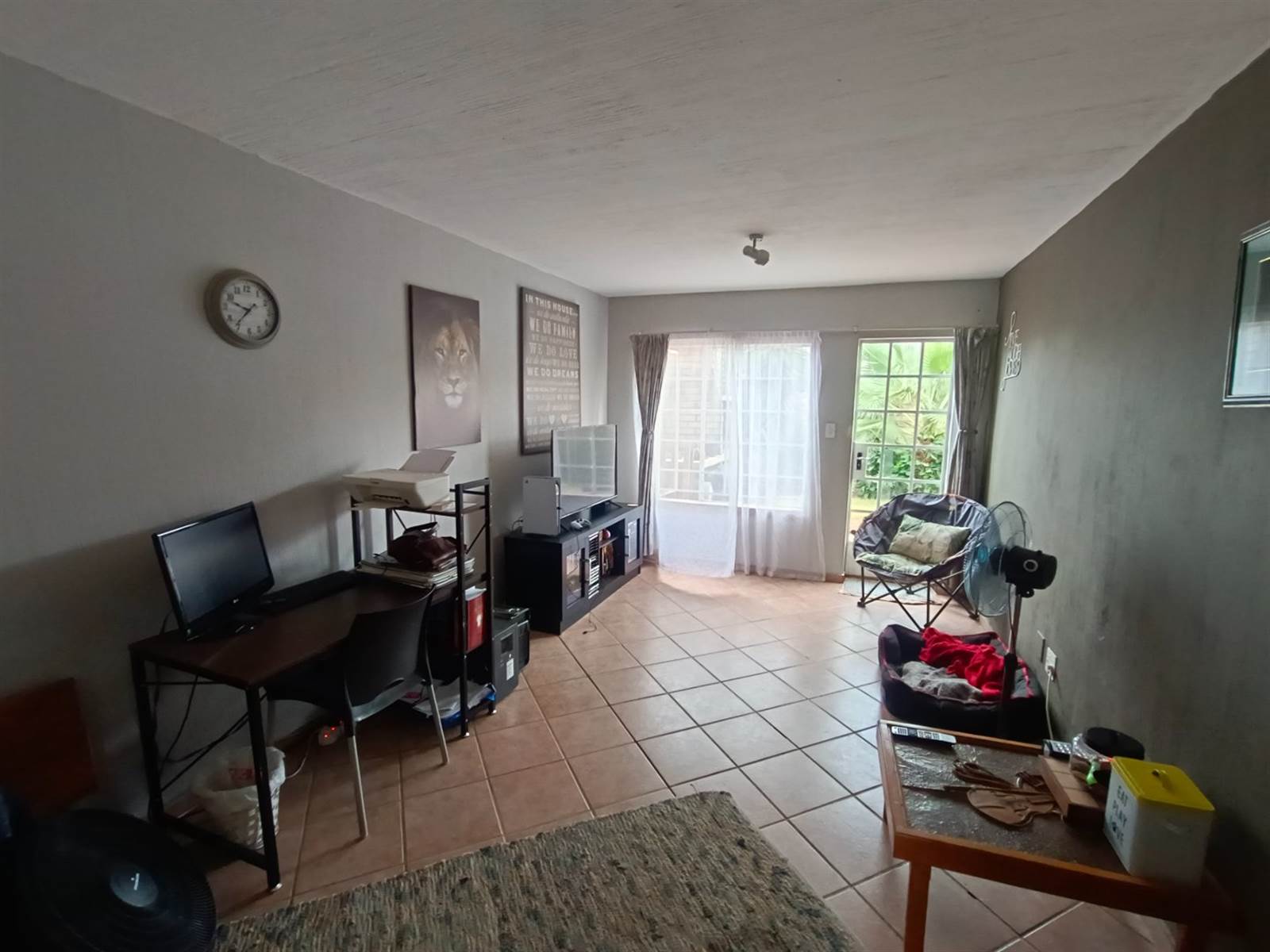 2 Bed Townhouse in Annlin photo number 9