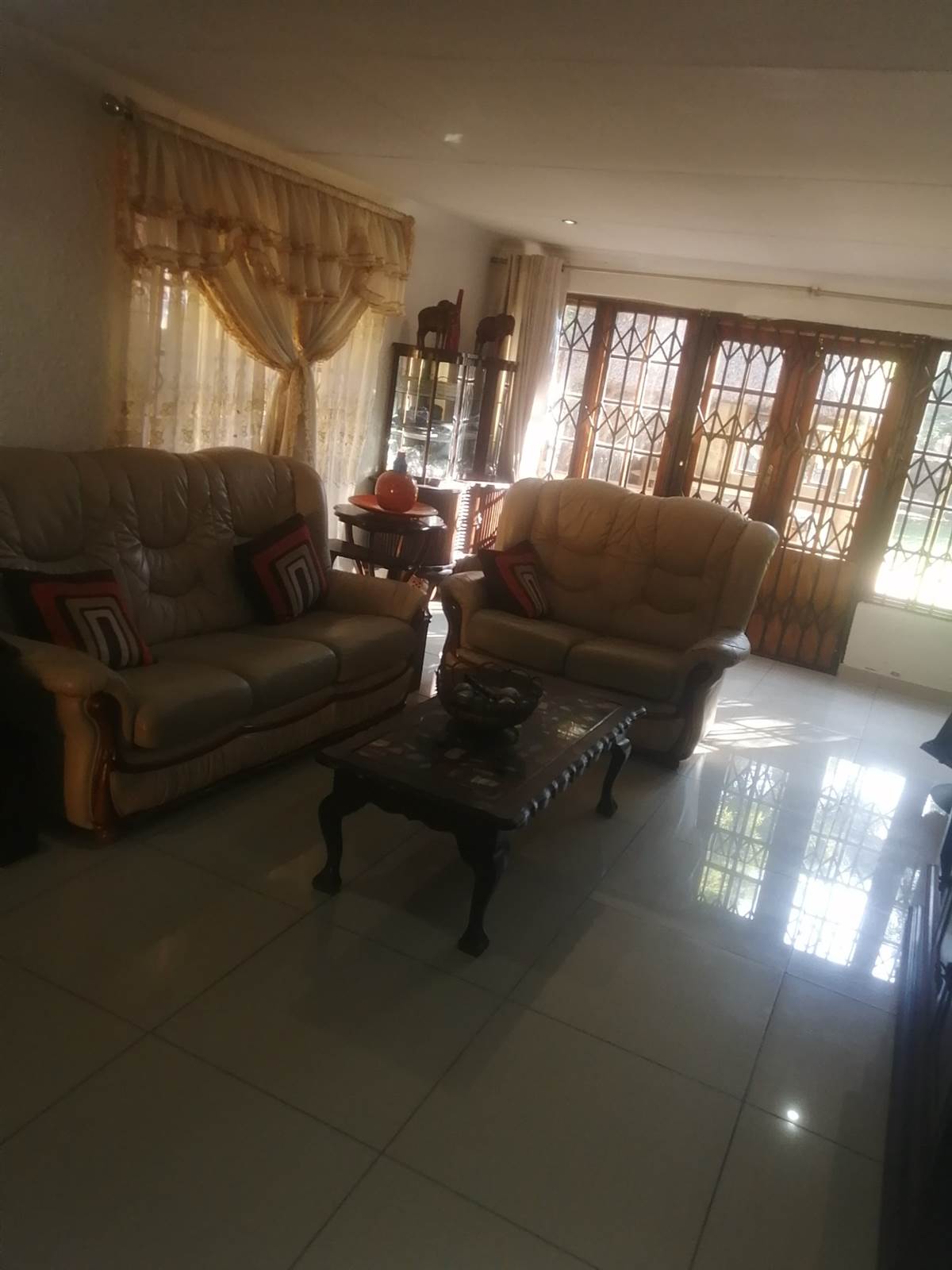 4 Bed House in Bloubosrand photo number 15