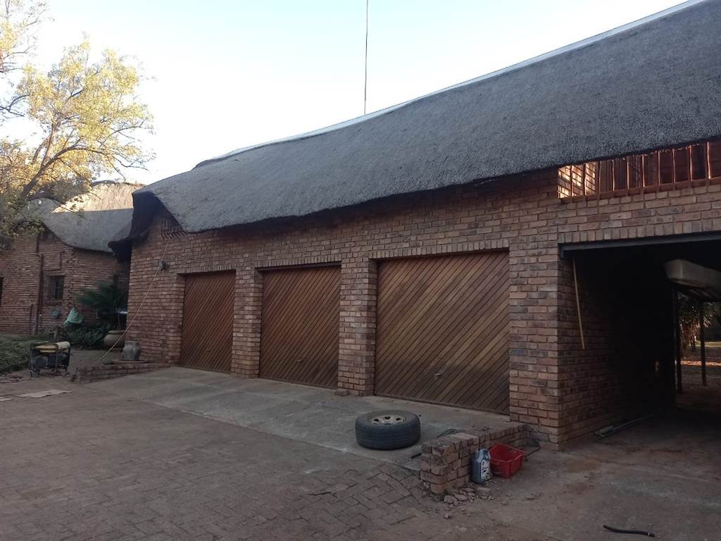4 ha Farm in Kameelfontein and surrounds photo number 23