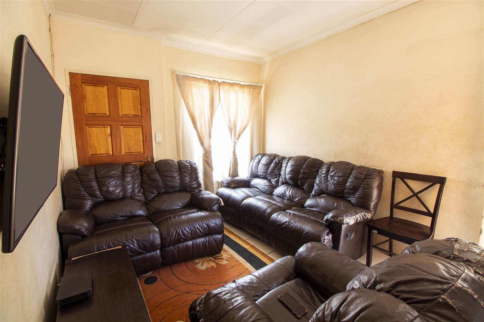 2 Bed Cluster in Bloubosrand photo number 6