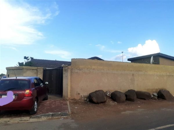 2 Bedroom House 2 Bedroom House