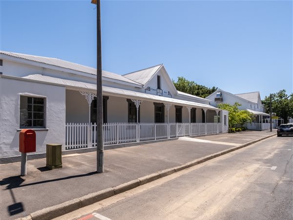1305  m² Commercial space in Wellington North