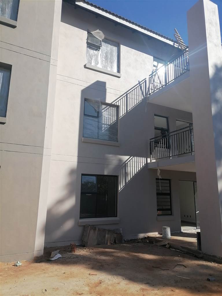 3 Bed Flat in Raslouw photo number 2