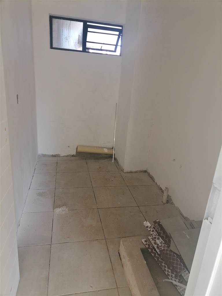 3 Bed Flat in Raslouw photo number 10