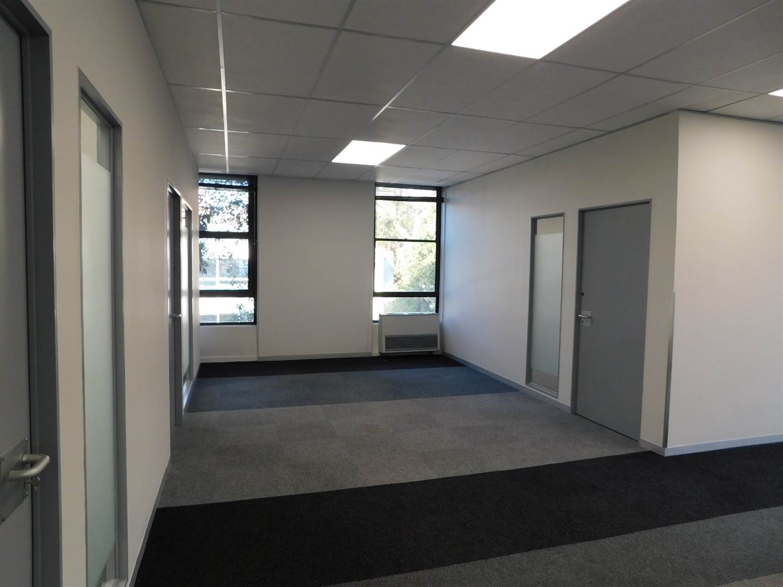 630  m² Office Space in Rosebank photo number 12