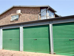3 Bed Townhouse in Clubview