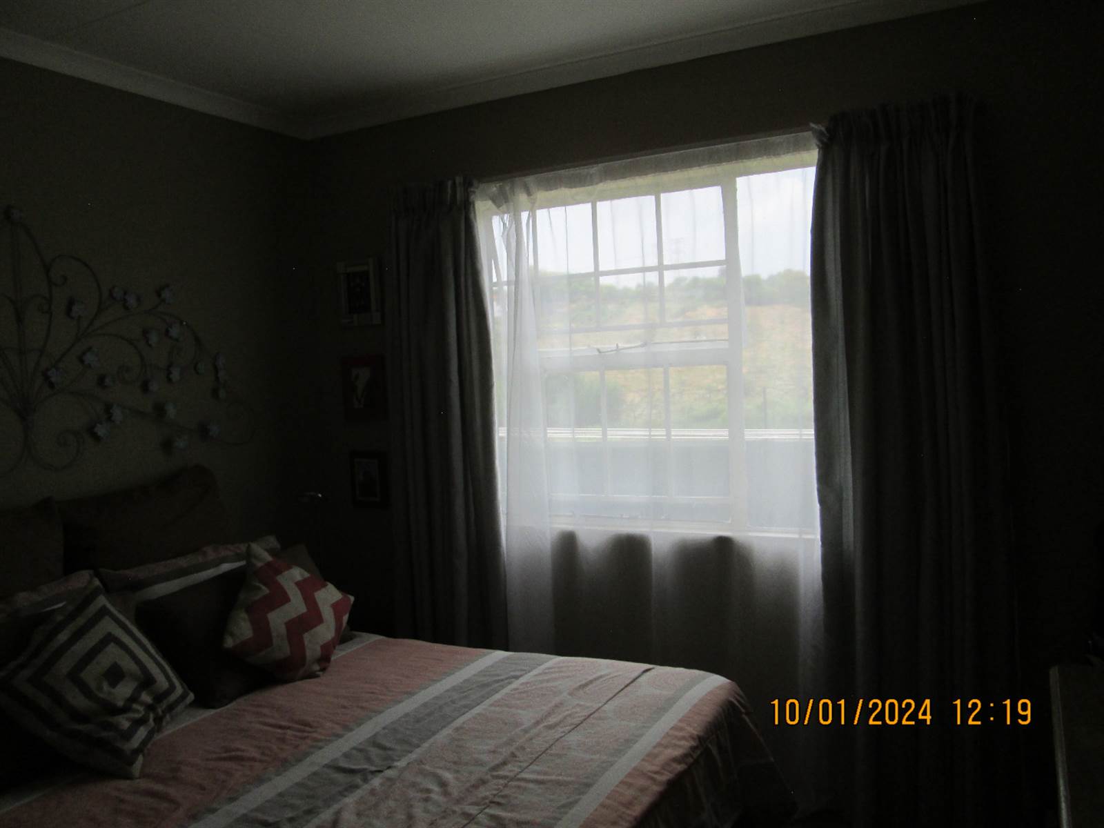 2 Bed Townhouse in Linmeyer photo number 6