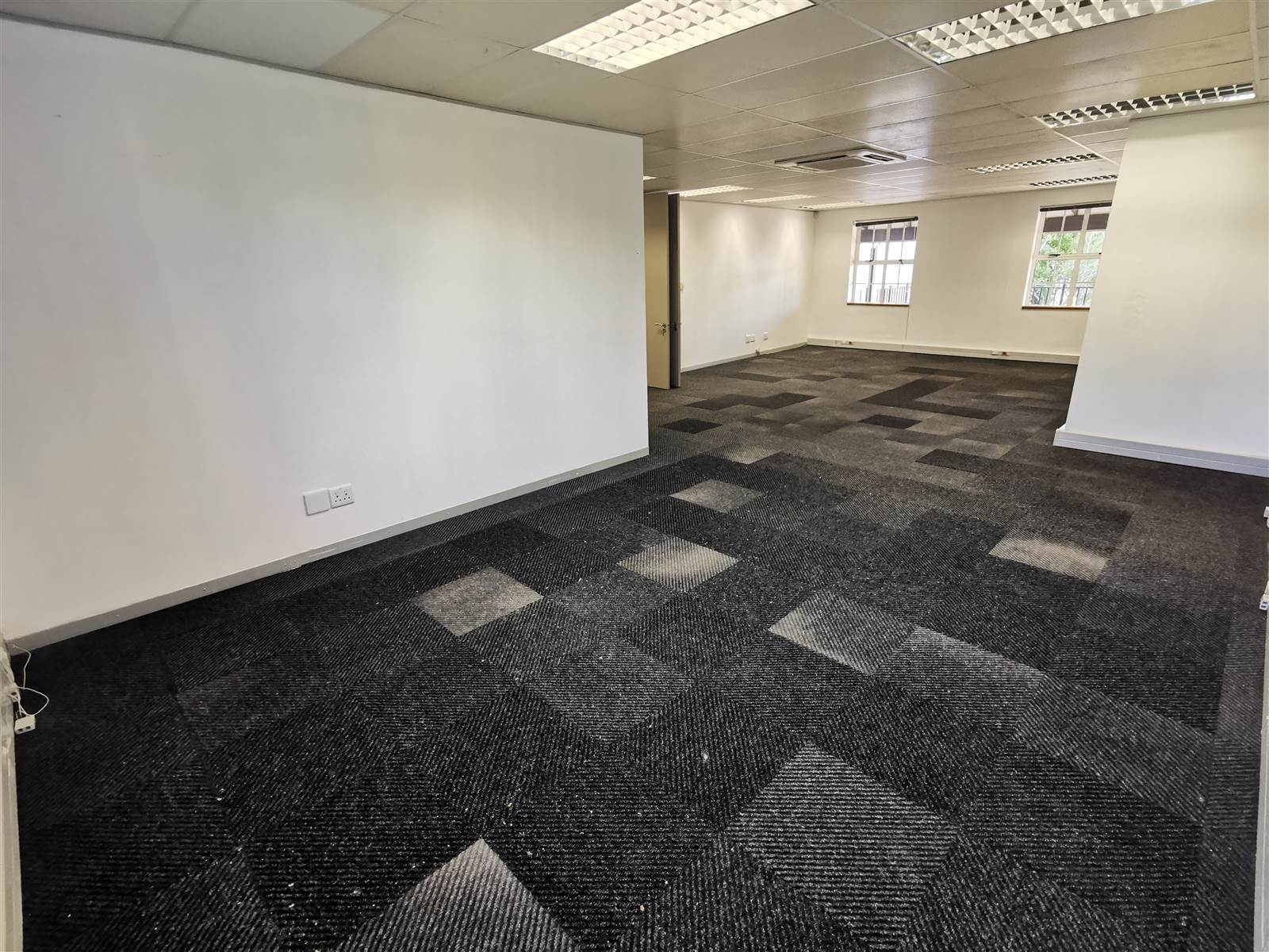 121  m² Commercial space in De Bron photo number 10