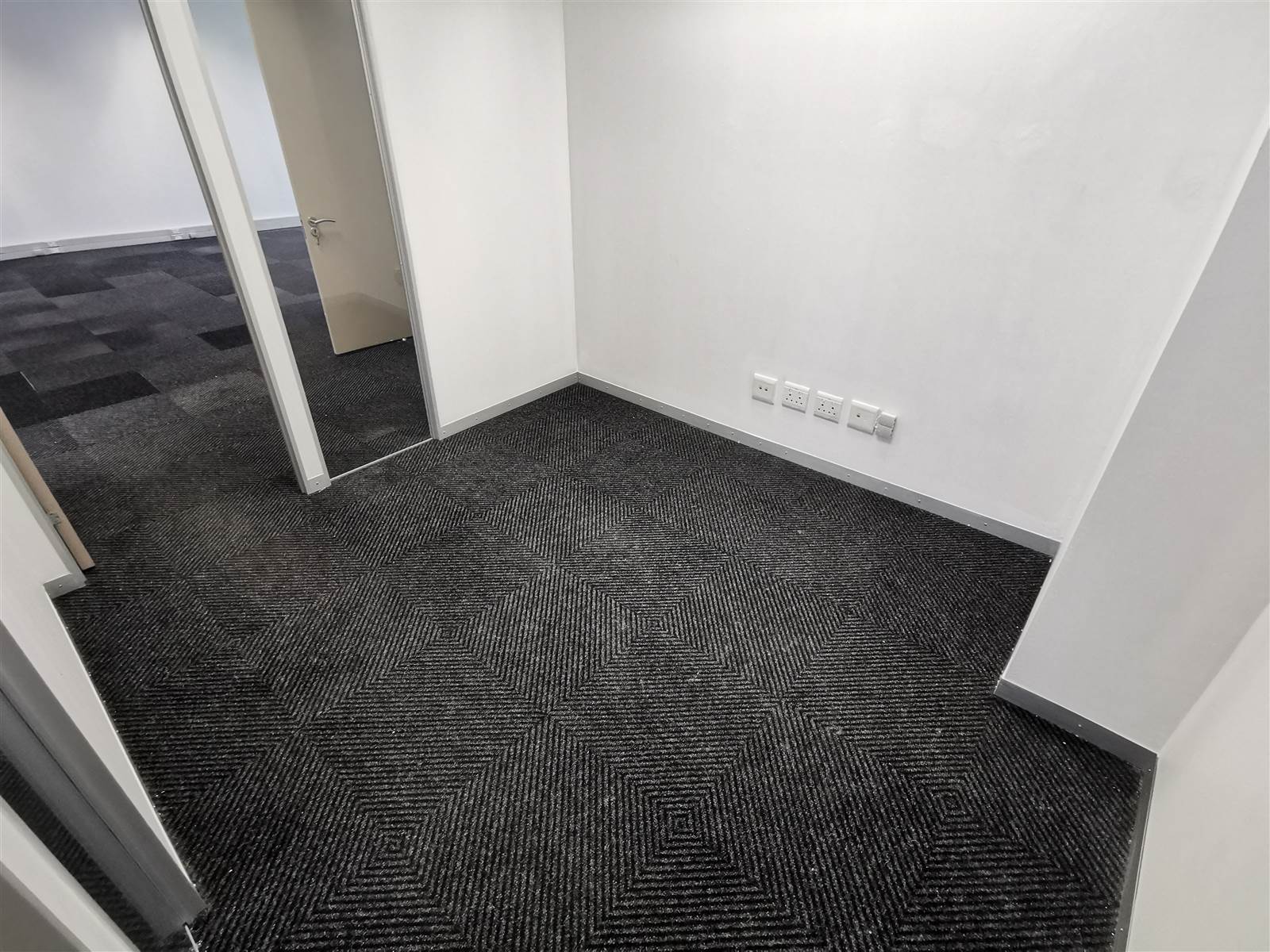 121  m² Commercial space in De Bron photo number 4