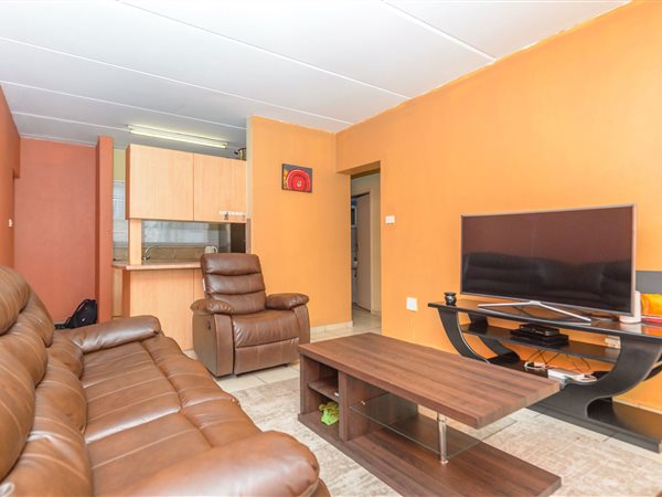 2 Bed Apartment