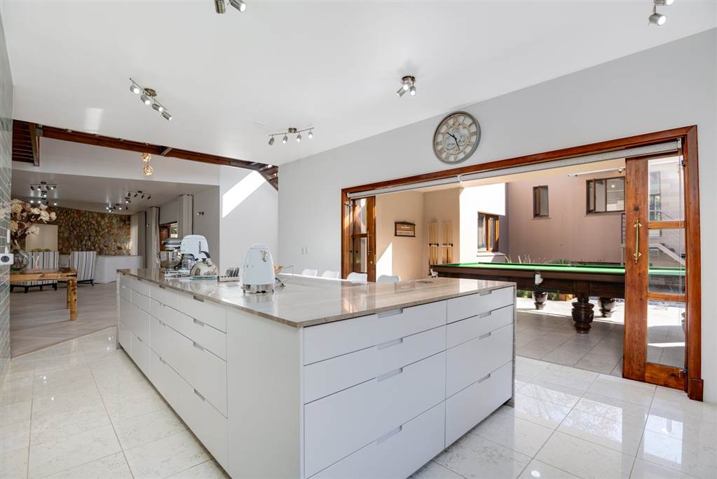 4 Bed House for sale in Forest Town T4264222 Private Property