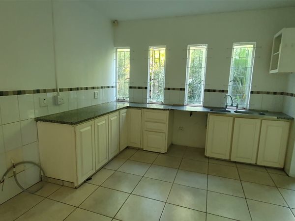 2 Bed Apartment in Crestholme