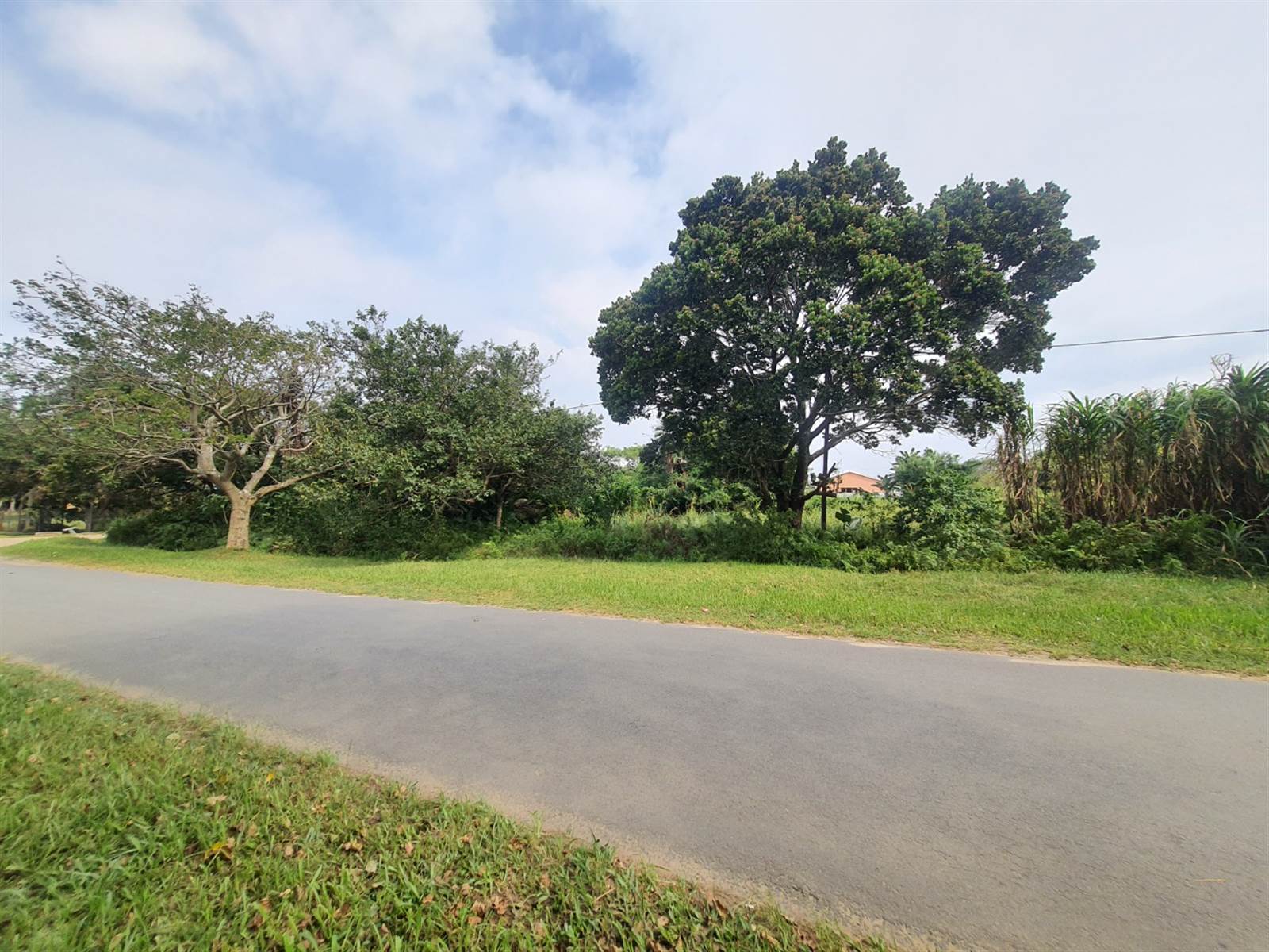 1036 m² Land available in Port Edward photo number 6