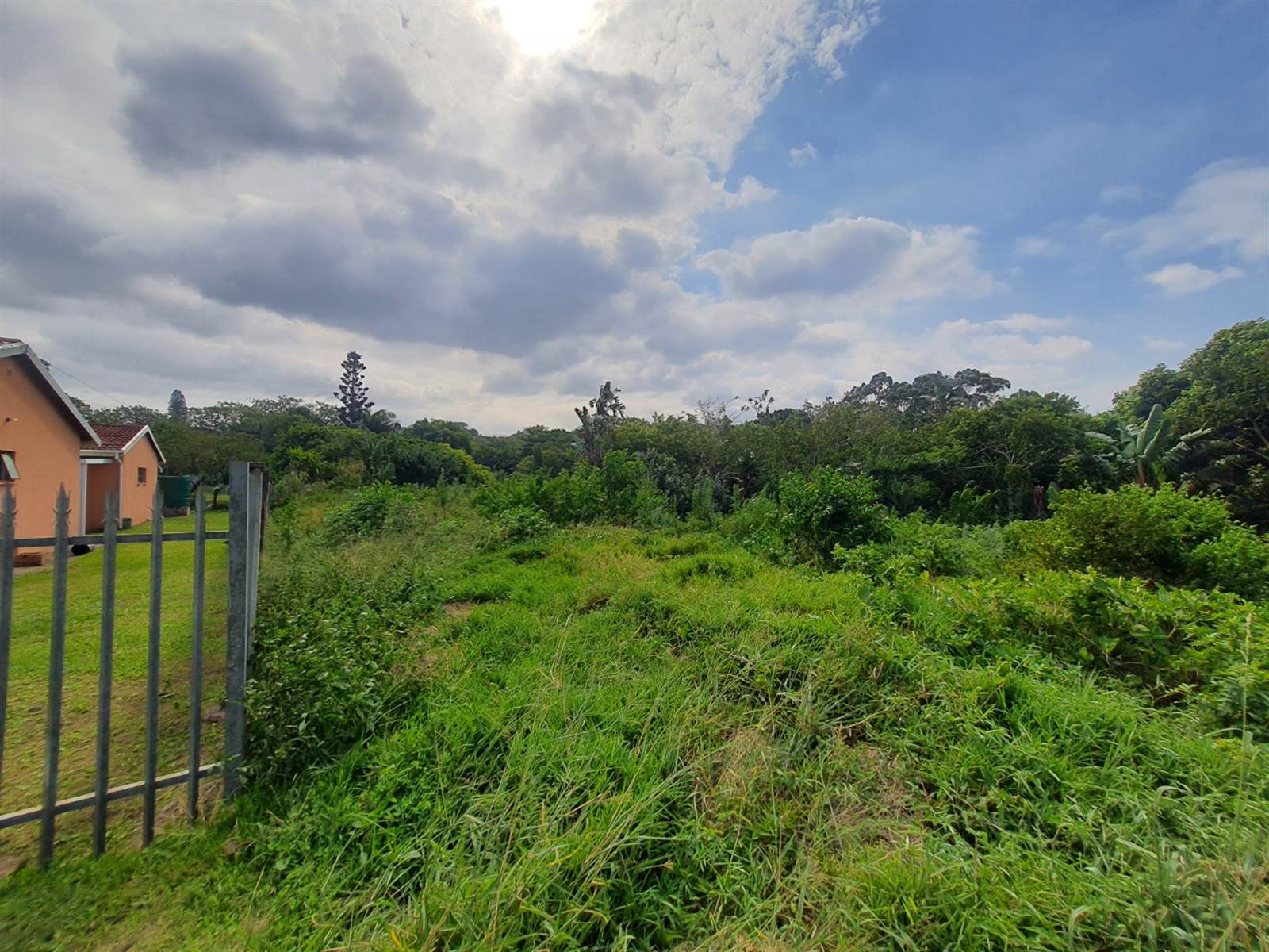 1036 m² Land available in Port Edward photo number 11