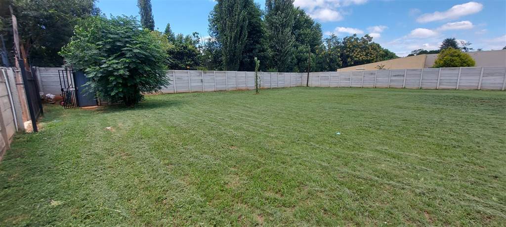 1983 m² Land available in Henley on Klip photo number 3