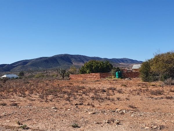 1400 m² Land available in Steytlerville