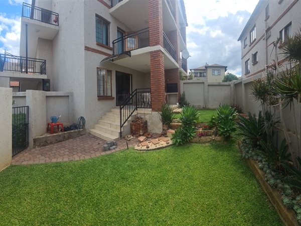 2 Bed Townhouse in Country View Estate