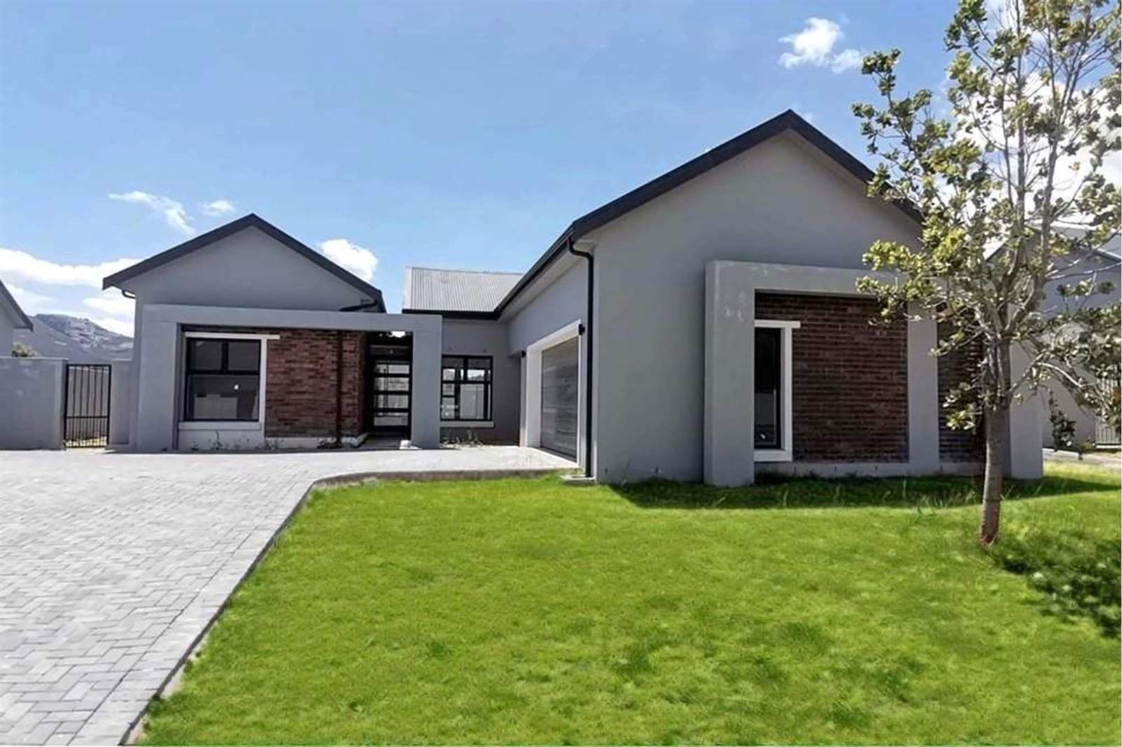 3 Bed House in Paarl photo number 1