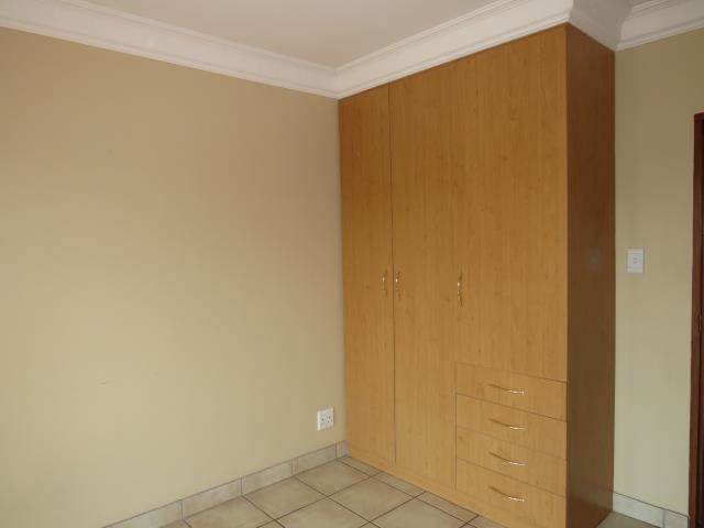 5 Bed House in Greenstone Hill photo number 12