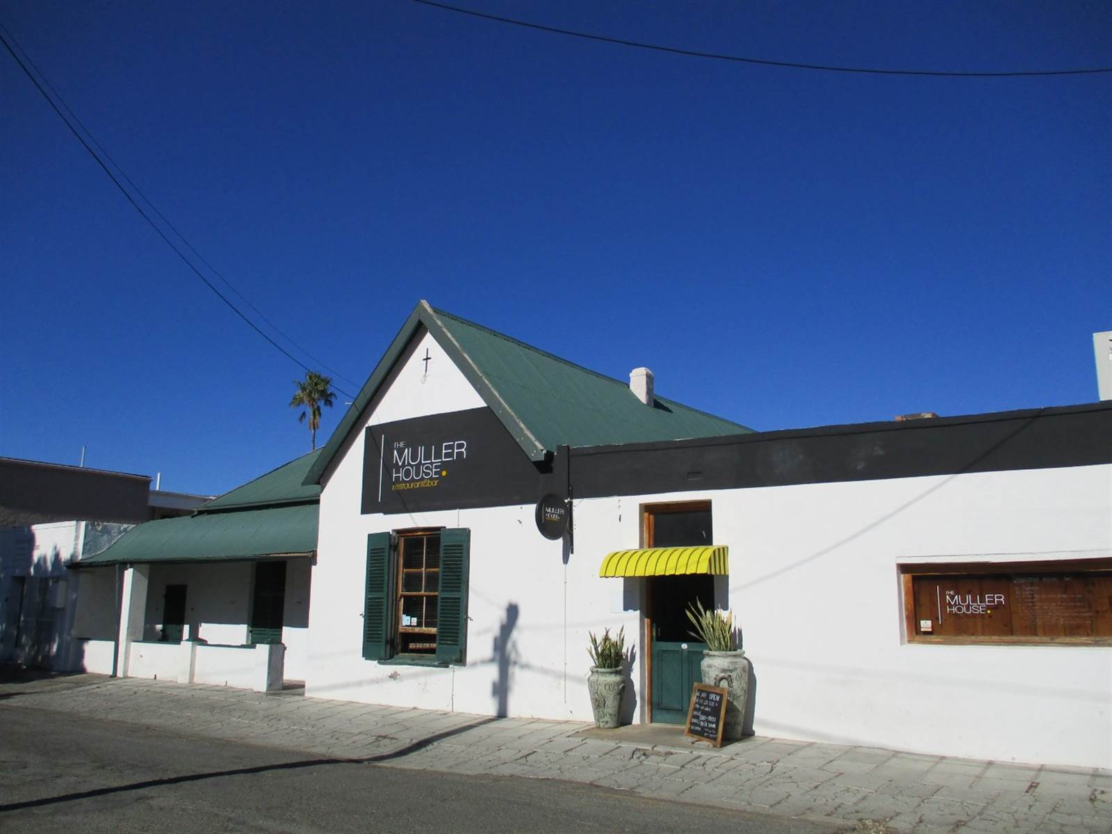 238  m² Commercial space in Graaff Reinet photo number 1