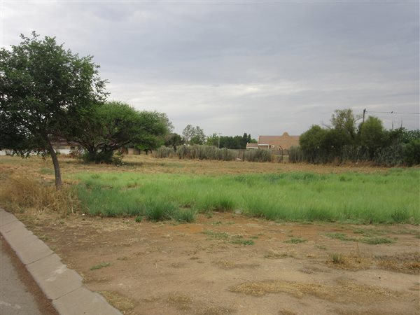 1432 m² Land available in Vryburg