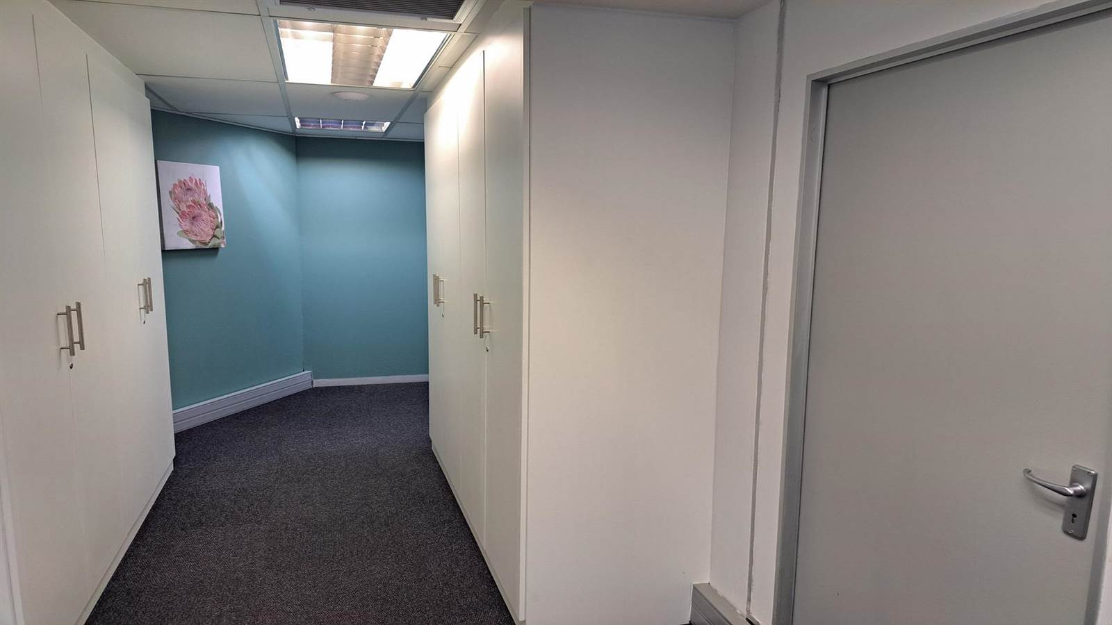 209  m² Office Space in Kloof photo number 13