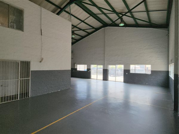 188  m² Industrial space in Kya Sands