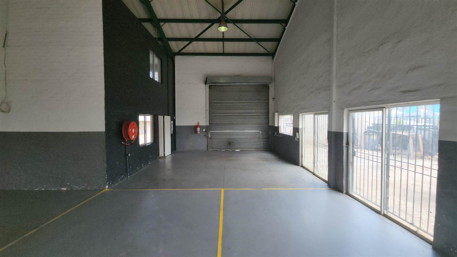 188  m² Industrial space in Kya Sands photo number 6