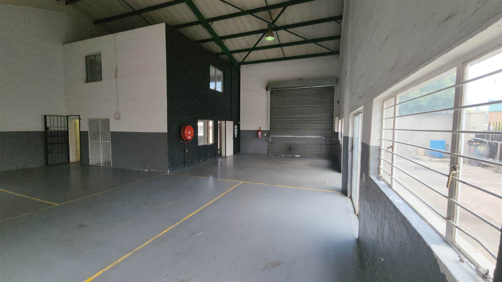 188  m² Industrial space in Kya Sands photo number 5