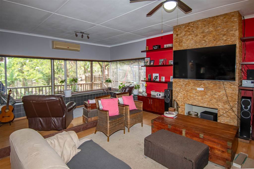 3 Bedroom House 3 Bedroom House
