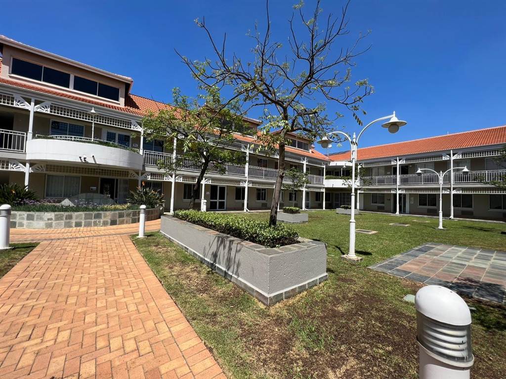 113  m² Commercial space in Woodmead photo number 4
