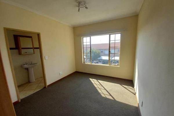 2 Bed Apartment in Rynfield AH photo number 5