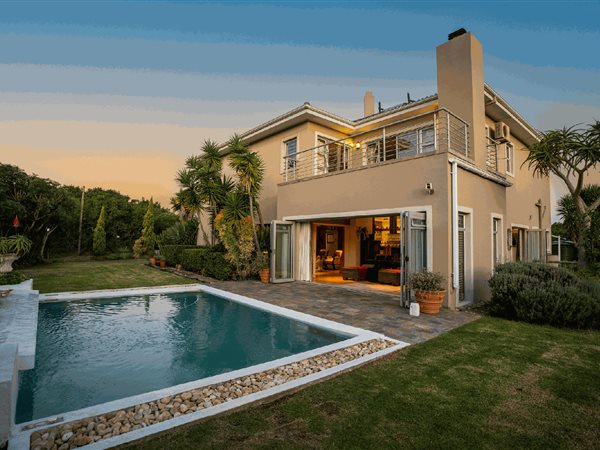 4 Bedroom House 4 Bedroom House