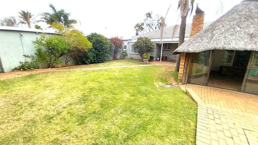 3 Bed House in Northmead photo number 24