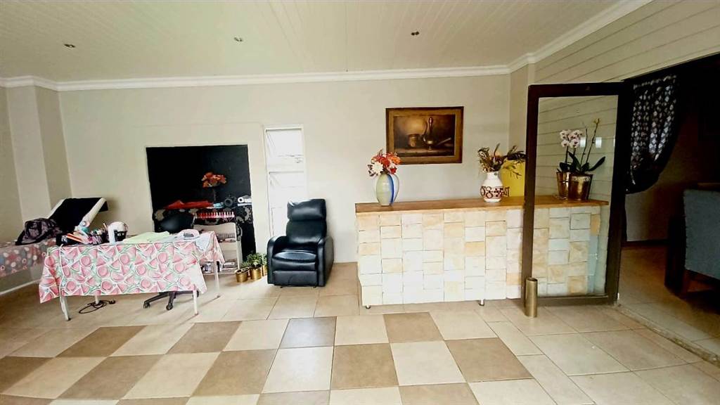 3 Bed House in Bloemfontein Farms photo number 13