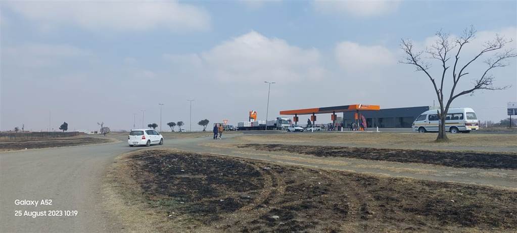 1001 m² Land available in Secunda photo number 8