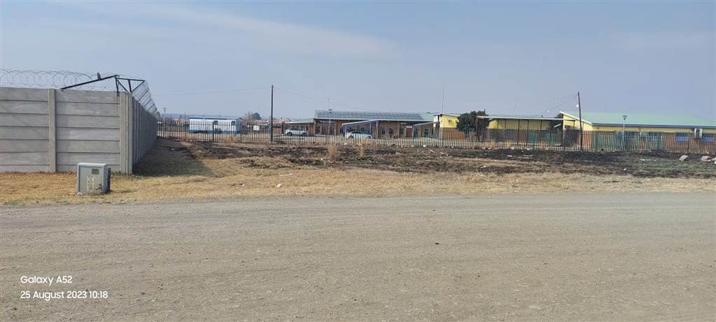 1001 m² Land available in Secunda photo number 7