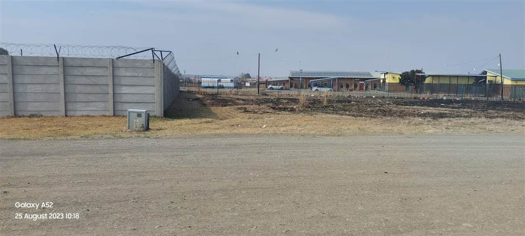 1001 m² Land available in Secunda photo number 6