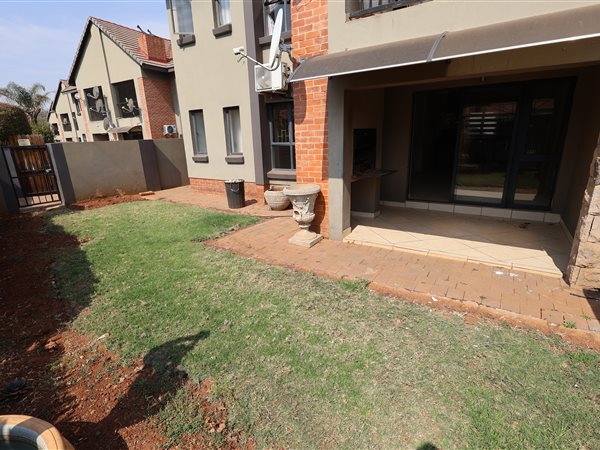 3 Bedroom Townhouse 3 Bedroom Townhouse