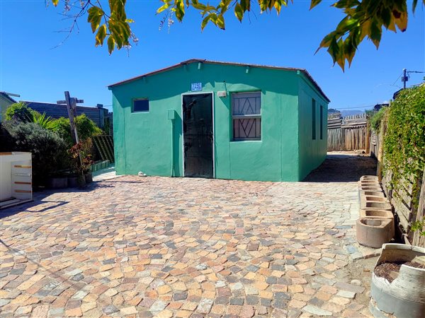 2 Bedroom House 2 Bedroom House